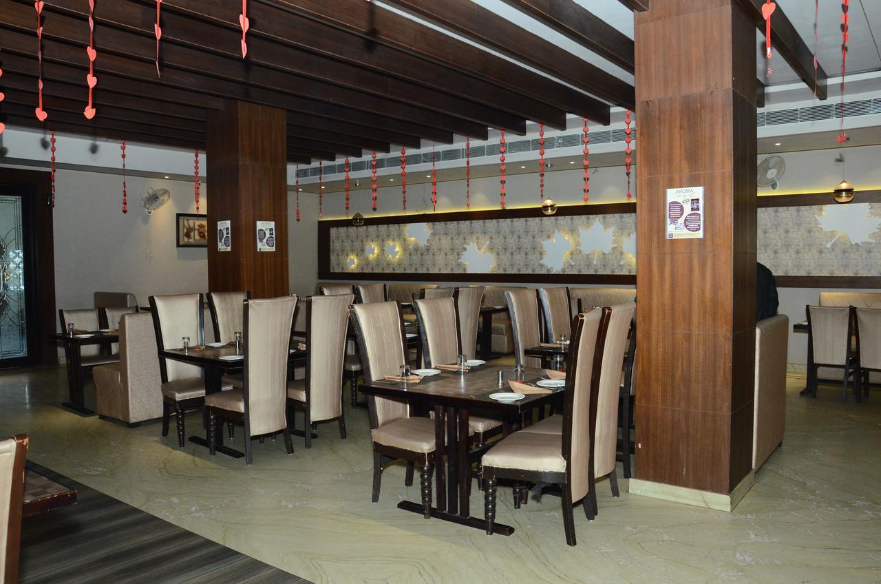 Hotel Aroma Inn Sirsa Экстерьер фото